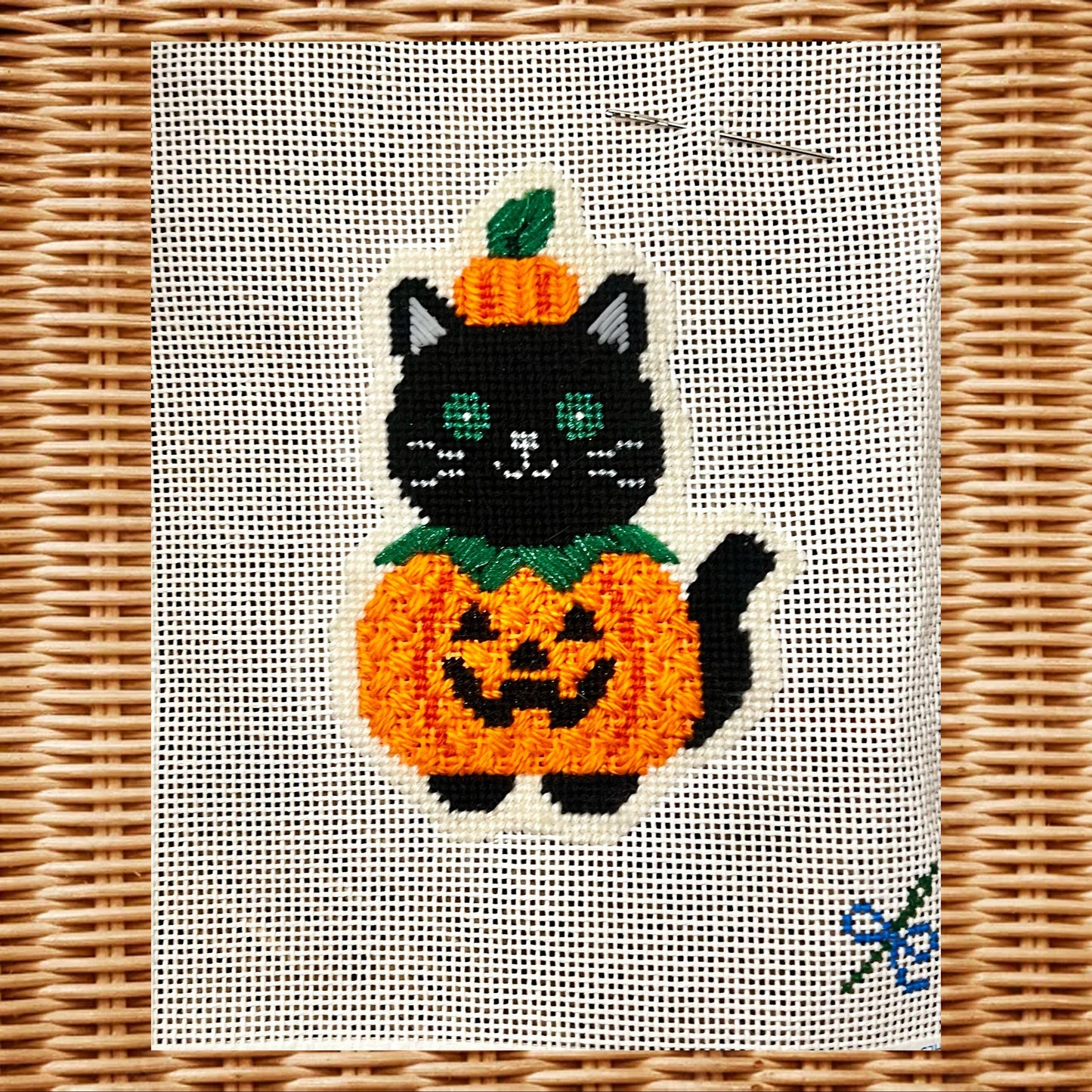 Pumpkin Kitty Needlepoint Canvas – Hand-Painted (13 Mesh)