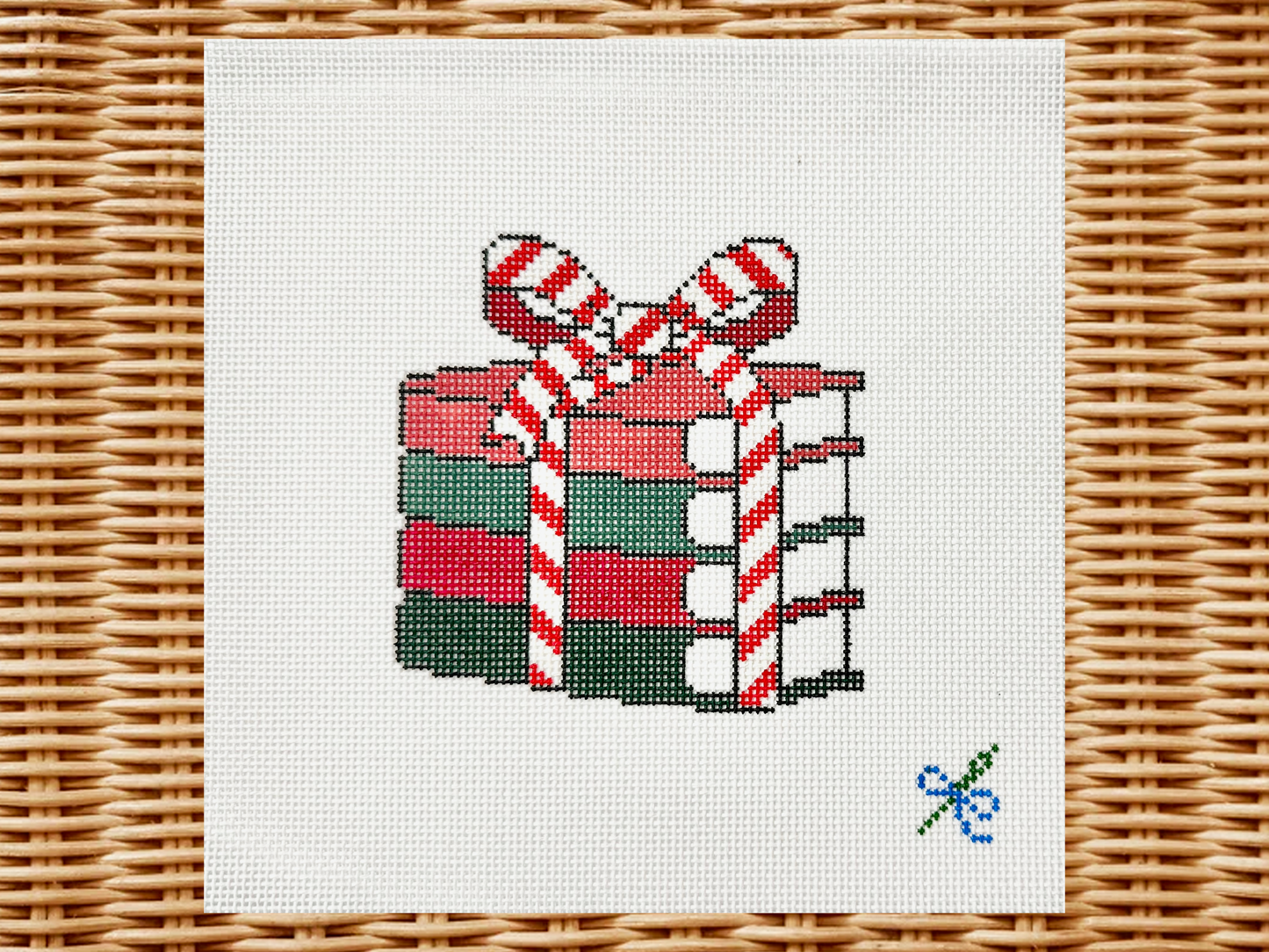 Christmas Books with Bow - Large (13 Mesh)